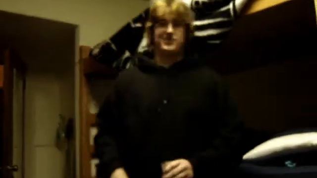 Monster Yellow Jacket смотреть онлайн