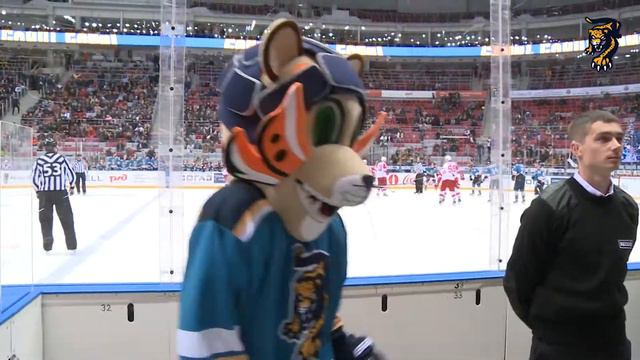 Лео и охранник - баттл не удался... смотреть онлайн