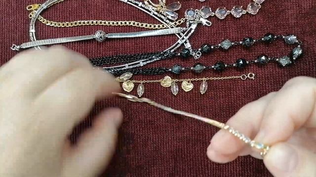 123. Обзор бижутерии ручной работы. Колье, браслеты с цирконами. Украшения с черной фурнитурой. смотреть онлайн