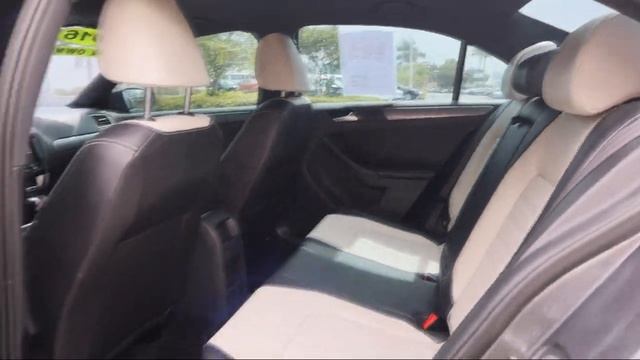 2016 Volkswagen Jetta Sedan 1.8T Sport St. Petersburg Tampa Clearwater Bradenton Palm Harbor смотреть онлайн
