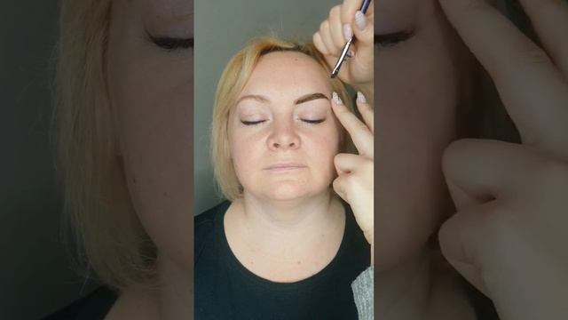 не большой процесс окрашивание бровей хной!!!#reels #рекомендации #бровист #бровист #процессработы смотреть онлайн