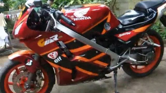 Honda VFR смотреть онлайн