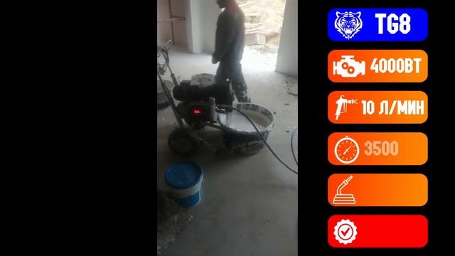 Работа шпаклевочного аппарата TG8, нанесение полимерной шпаклевки BERGAUF FINISH POLYMER+