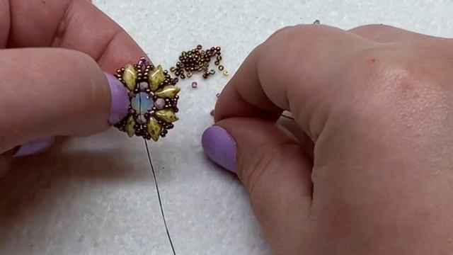 How to: Hidden Treasure Beaded Bracelet - GemDuo Beads смотреть онлайн
