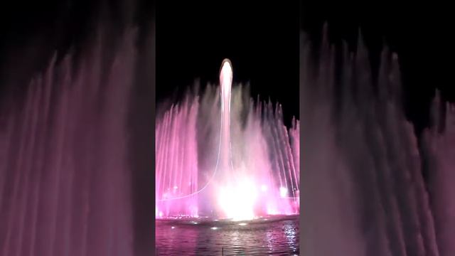 Поющие фонтаны у олимпийского факела, Сочи, август 2014 смотреть онлайн