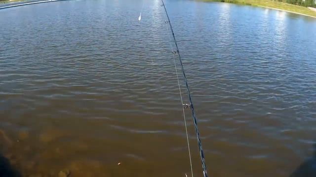 Бомбарда +мормышка.Ловля плотвы на спиннинг.С этой снастью невозможно остаться без поклевок. смотреть онлайн