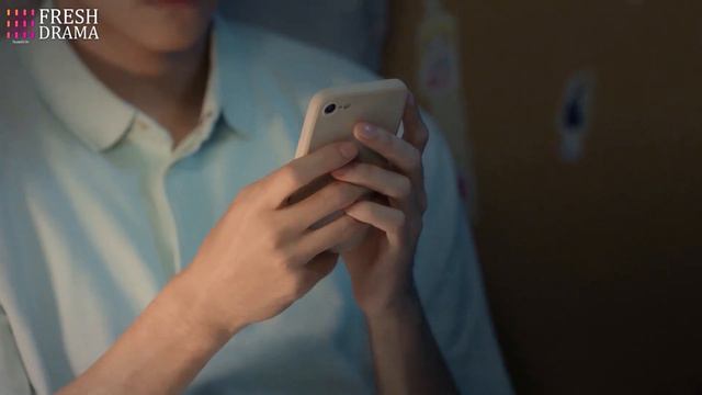 【Full Movie】🐷女孩竟然把一頭豬帶進教室，還讓豬意外撞破校草的秘密！ #lovemovie #romance #情感 смотреть онлайн