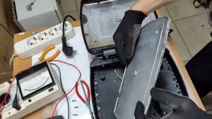 ПРОСТОЙ  РЕМОНТ ЭЛЕКТРОВАФЕЛЬНИЦЫ