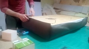 Перетяжка угла еврокнижка|Процесс ремонта углового дивана