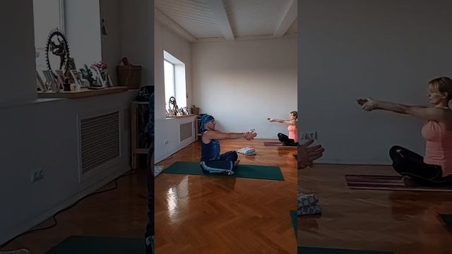 Практика YogaFlow Sytem с Константином Харьковским. Занятие от 10.04.2023. Пинча-майюрасана.