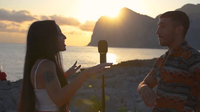 A Un Passo Dalla Luna in SICILIANO (Rocco Hunt, Ana Mena) смотреть онлайн