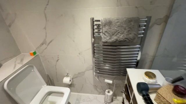 VLOG: ОБЗОР КВАРТИРЫ СТУДЕНТА В ЛОНДОНЕ 2021 | ХОРОШО ЖИТЬ НЕ ЗАПРЕТИШЬ смотреть онлайн