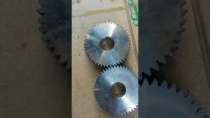 Шестера на блок усиления профильной трубы