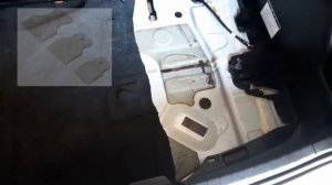 Наклеивание  карпета в багажнике. Обшивка карпетом.