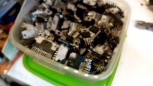 Ремонт телевизора Rolsen. Не включается.