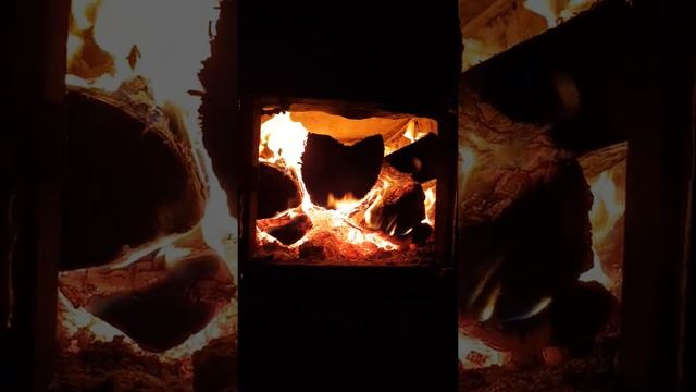 когда на улице -35 уютно возле печки смотреть онлайн