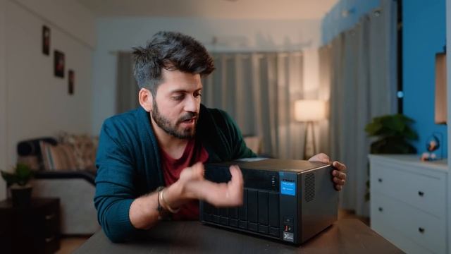 Bought a 100TB Hard Drive - Crazy Fast for Video Editors смотреть онлайн