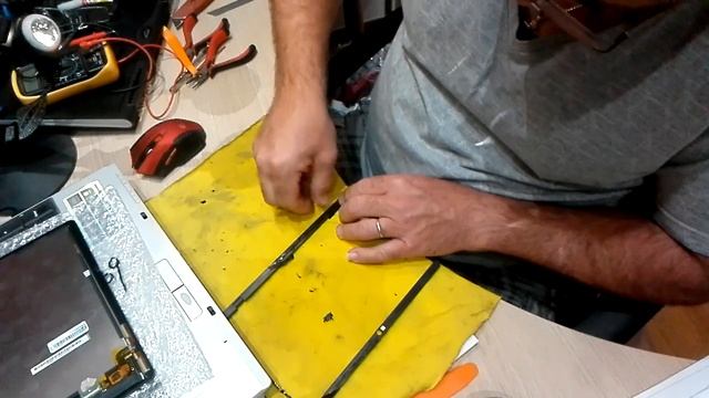 How to replace lcd display on Huawei T3 10 - part 3 смотреть онлайн