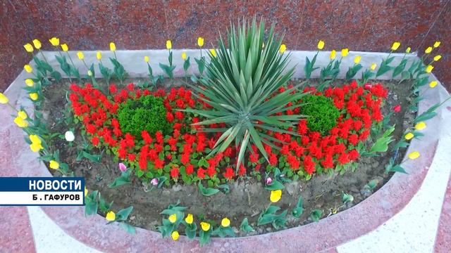 Торговый центр и ресторан "Файзулло" в Бободжон Гафуровском районе. смотреть онлайн