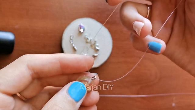 Leskada qaş və çobanyastığı kulon hazırlanması Как сделать кристалл на леске #jilkasep #blesk смотреть онлайн