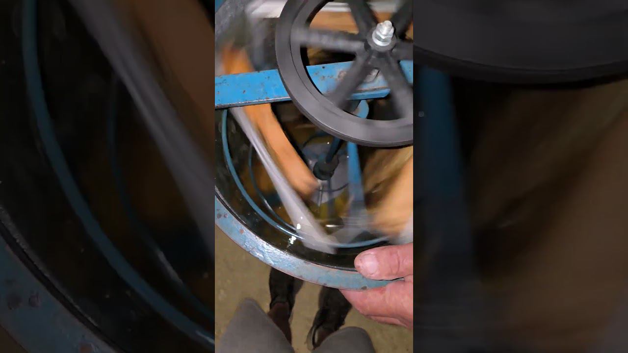 Что происходит на видео?