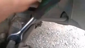 Замена передних колодок на Рено Дастер 2.0 4*4