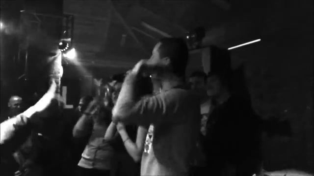 Саша скул Бесполезное ископаемое смотреть онлайн