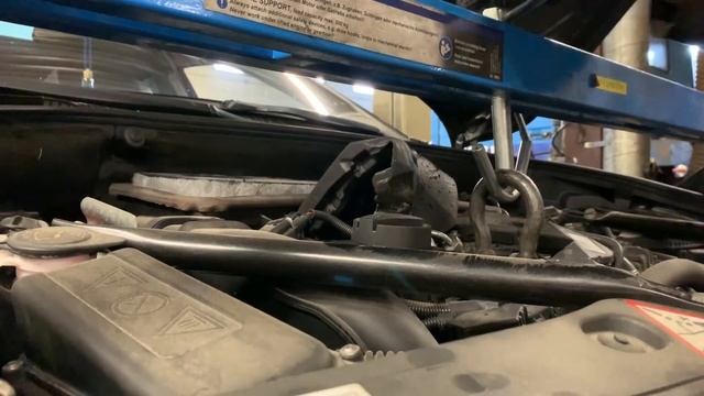 Замена ПОДУШЕК двигателя BMW N57 | BMWeast Garage смотреть онлайн