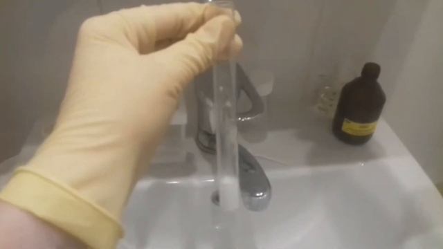 Химия от Жени №3 Что будет если смешать соляную кислоту и соду? Вулканчик смотреть онлайн