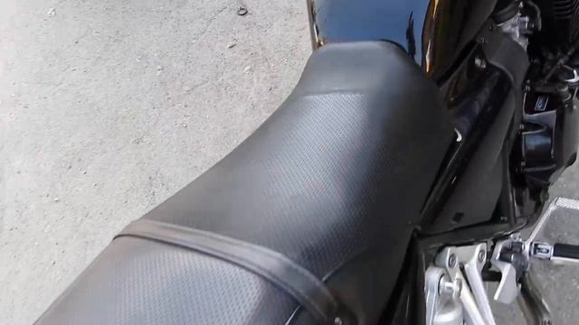 Yamaha XJR400 3370 смотреть онлайн