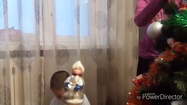 Новогодняя ёлка #обзор #игрушки #детскийканал #новыйгод #распаковка #украшения #новогодниеукрашения смотреть онлайн