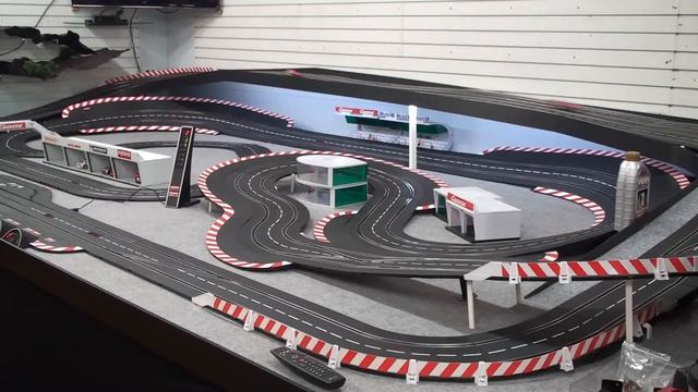 Carrera Slot Car Race at GORACING Circuit смотреть онлайн