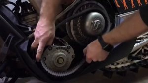 Polaris RMK - замена ремня вариатора. Своими руками.