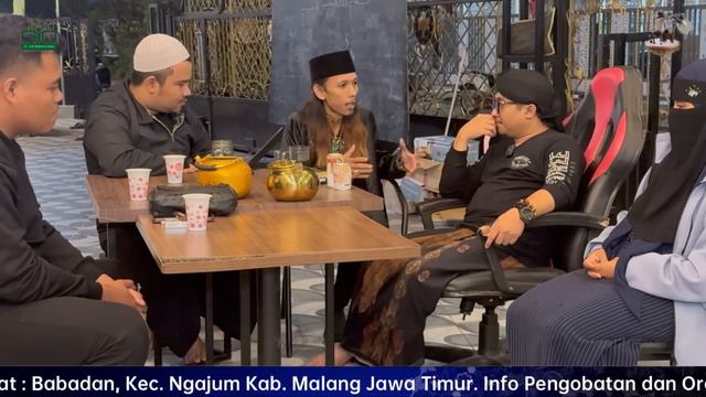 GUS IDRIS DIRACUNI PENJUAL BAKSO MISTERIUS || ADI KADABRA TAK SADARKAN DIRI смотреть онлайн