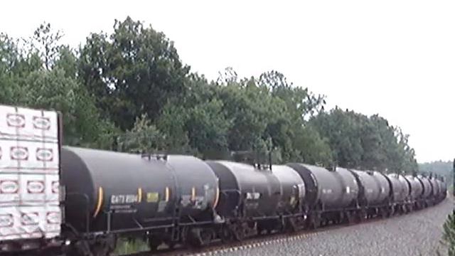 CSX Q647 with "Spirit of Magnolia" смотреть онлайн
