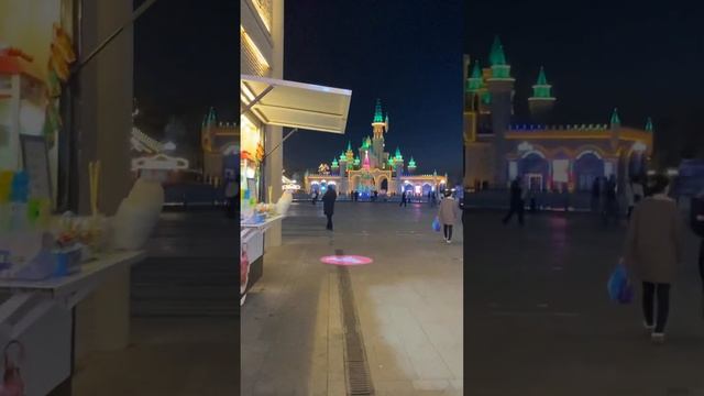 Новогодние декорации в Ташкенте?? Праздник к нам приходит! смотреть онлайн