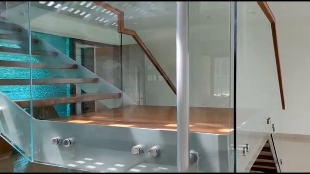 Staircase Design With Railing Design 2020 смотреть онлайн