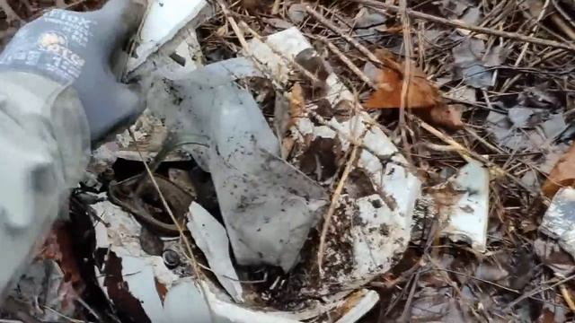 PLASTILIN. КОПАЮ МЕТАЛЛОЛОМ НА СТАРОЙ СВАЛКЕ СССР. ПОИСК МЕДИ И МЕТАЛЛОЛОМА. КАК ЗАРАБОТАТЬ ДЕНЬГИ смотреть онлайн