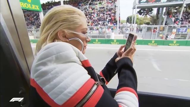 David Coulthard's savage comment on Christina Aguilera's trackside appearance смотреть онлайн