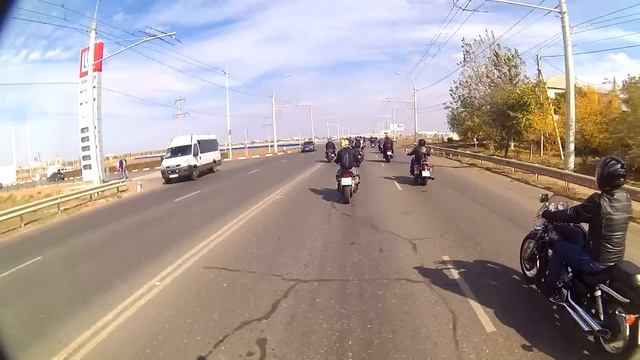 Закрытие мотосезона Астрахань 2017.mp4 смотреть онлайн