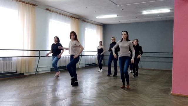 BACHATA LADY style lesson | Урок у начинашек? Фрагмент урока 01.04.2023 LATINA CLUB смотреть онлайн