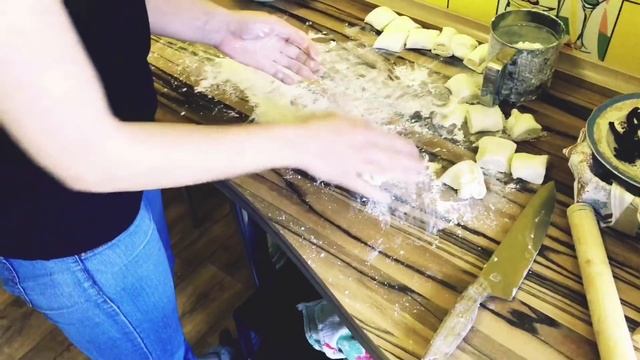 Пирожки Из Слоеного Теста ||С КАПУСТОЙ | Простой Рецепт смотреть онлайн