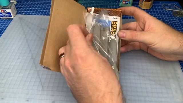 Eduard Brassin 1/48 JP233 for the RAF Tornado GR.1: A look inside the box смотреть онлайн