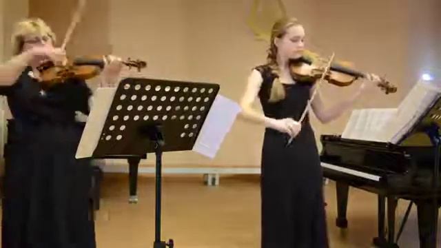 1. Шарль. Огюст де Берио «3 Duos concertants». 2. Игорь Фролов «Дивертисмент». смотреть онлайн