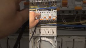 СХЕМА сборки электрощита  ТРЁХ КОМНАТНОЙ КВАРТИРЫ