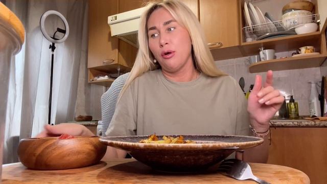 MUKBANG/ПОДРУГА НАВЕЛА НА МЕНЯ ПОРЧУ/КАРТОШКА ЖАРЕНАЯ смотреть онлайн