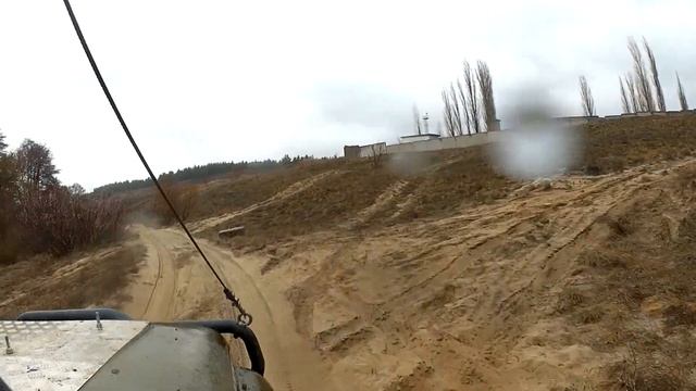 Отрывок из поездки на подготовленном УАЗе вдоль русла реки Дон смотреть онлайн