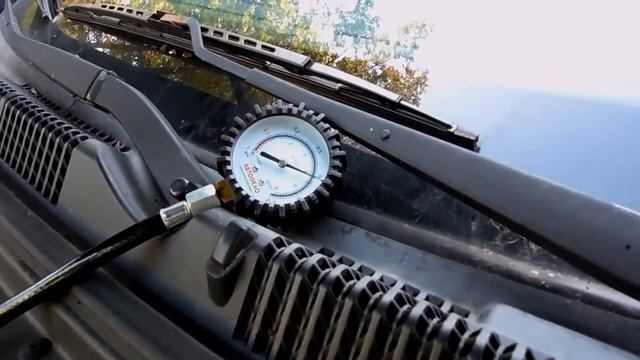 Проверка давления топлива Chevrolet Captiva C100 2.4. Fuel pressure test. смотреть онлайн