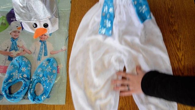 Маскарадный костюм Снеговик смотреть онлайн