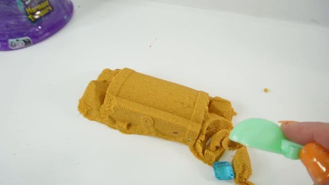 Glittery Mermaid Kinetic Sand Treasure смотреть онлайн